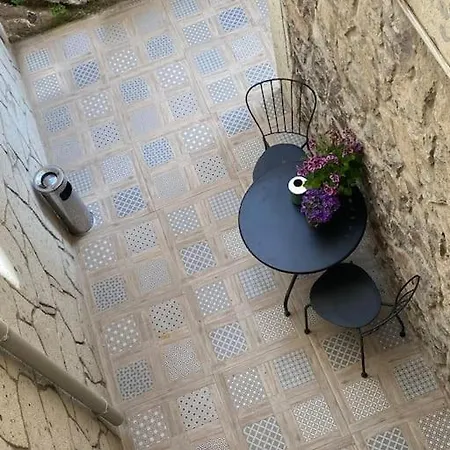 아파트 Stone With Beautiful View In Heart Of *