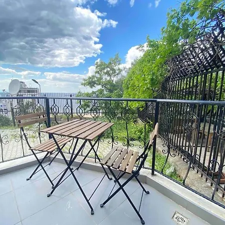 Stone With Beautiful View In Heart Of Διαμέρισμα *