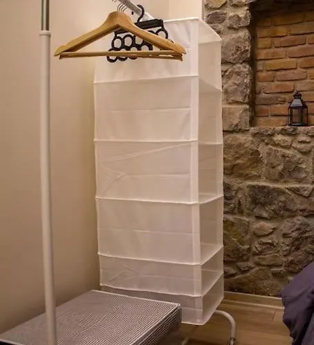 Stone With Beautiful View In Heart Of דירה איזמיר